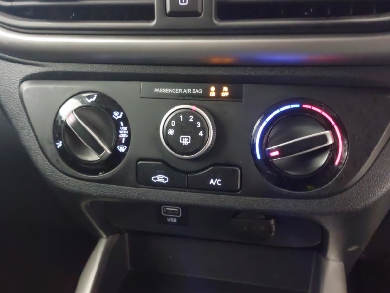 Used Hyundai i10 2021 for sale - 77756178: Photo 16