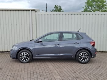 Used Volkswagen Polo 2024 for sale - 79650720: Photo