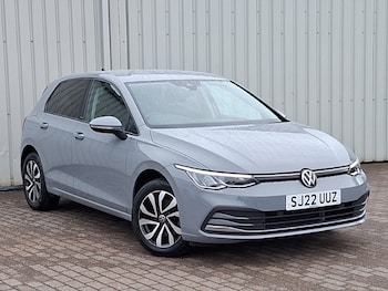 Volkswagen - Golf