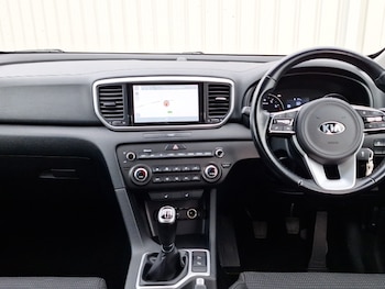 Used Kia Sportage 2021 for sale - 77405307: Photo