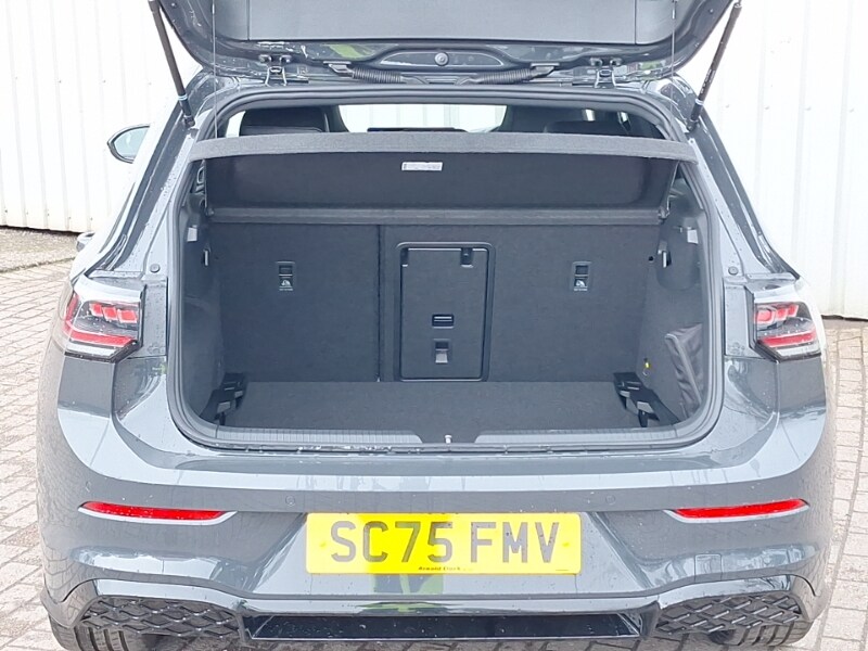 Used Volkswagen Golf 2025 for sale - 78151153: Photo 8