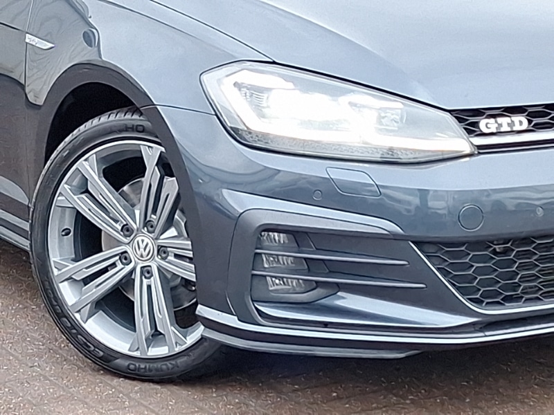 Used Volkswagen Golf 2018 for sale - 77304189: Photo 9