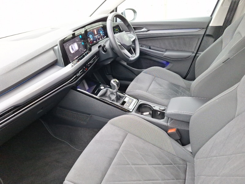 Used Volkswagen Golf 2023 for sale - 77329724: Photo 5