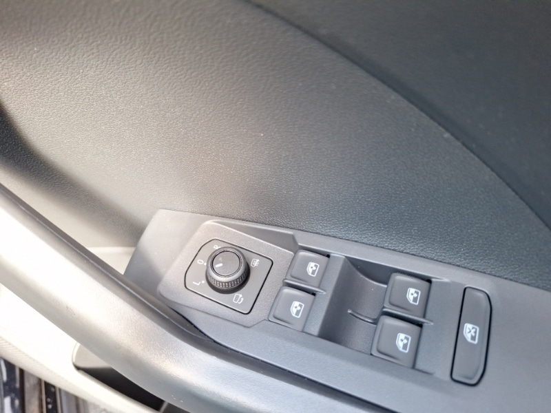 Used Volkswagen T-Cross 2025 for sale - 76935533: Photo 14