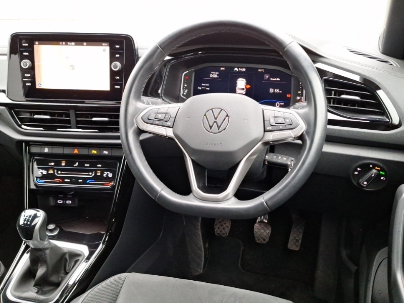 Used Volkswagen T-Roc 2023 for sale - 76771477: Photo 7