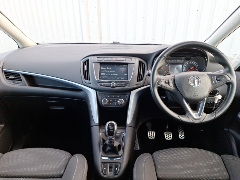 Used Vauxhall Zafira 2017 for sale - 77596077: Photo 2