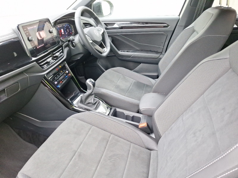 Used Volkswagen T-Roc 2023 for sale - 77522591: Photo 5