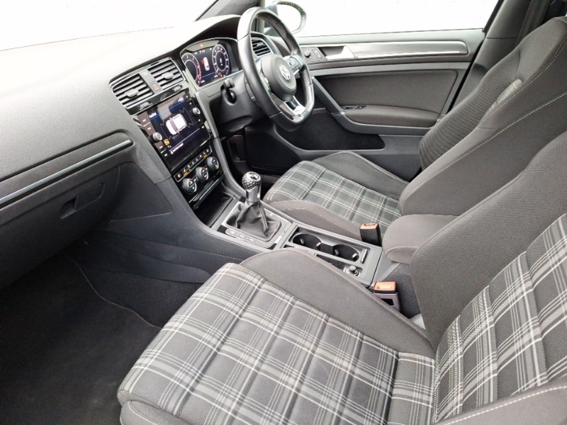 Used Volkswagen Golf 2018 for sale - 77366702: Photo 5