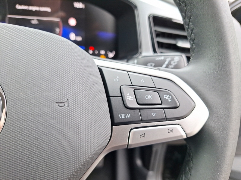 Used Volkswagen T-Roc 2025 for sale - 76511619: Photo 14