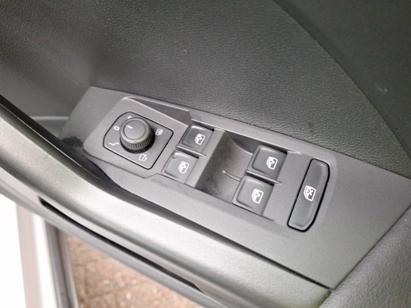 Used Volkswagen T-Cross 2023 for sale - 76947442: Photo 13