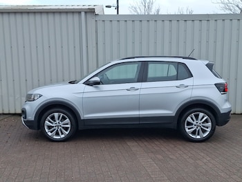 Used Volkswagen T-Cross 2023 for sale - 76947442: Photo