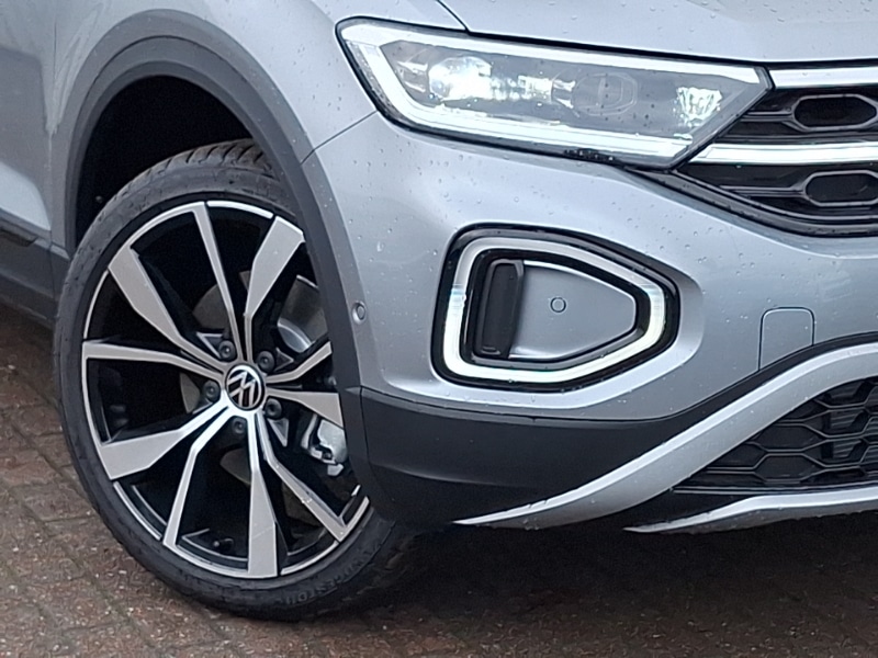 Used Volkswagen T-Roc 2025 for sale - 76493232: Photo 9