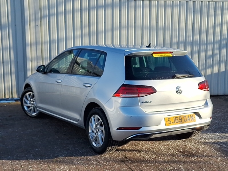 Used Volkswagen Golf 2019 for sale - 76643944: Photo 3