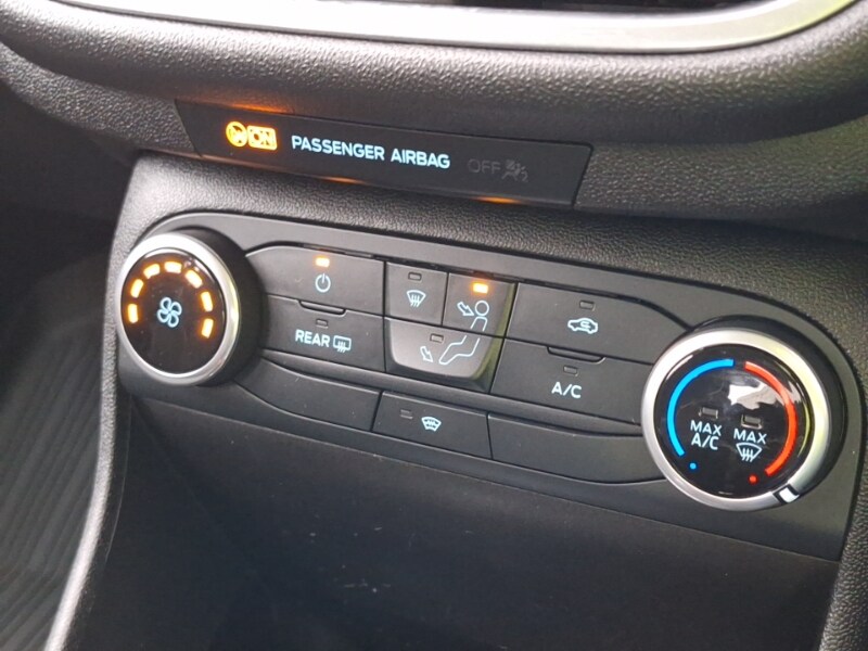 Used Ford Fiesta 2018 for sale - 77974942: Photo 18