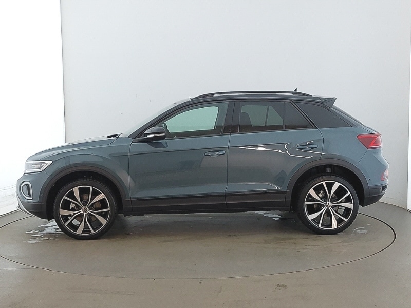 Used Volkswagen T-Roc 2025 for sale - 77786663: Photo 2