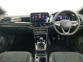 Used Volkswagen T-Roc 2025 for sale - 77786663: Photo