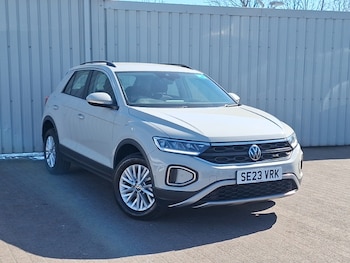 Used Volkswagen T-Roc 2023 for sale - 78424858: Photo