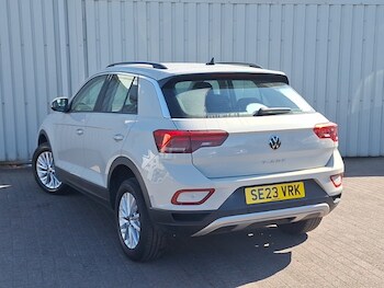 Used Volkswagen T-Roc 2023 for sale - 78424858: Photo