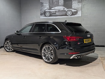 Used Audi S4 Avant 2018 for sale - 78382954: Photo