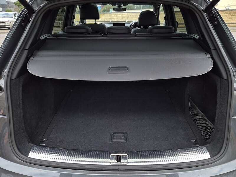 Used Audi Q5 2018 for sale - 77744324: Photo 11