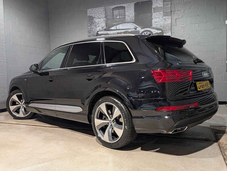 Used Audi Q7 2015 for sale - 77303210: Photo 2