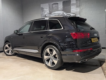 Used Audi Q7 2015 for sale - 77303210: Photo