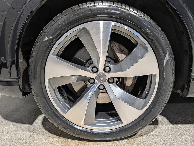 Used Audi Q7 2015 for sale - 77303210: Photo 34