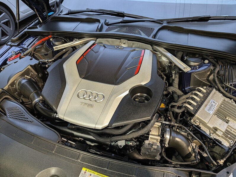 Used Audi A4 2017 for sale - 76840400: Photo 37