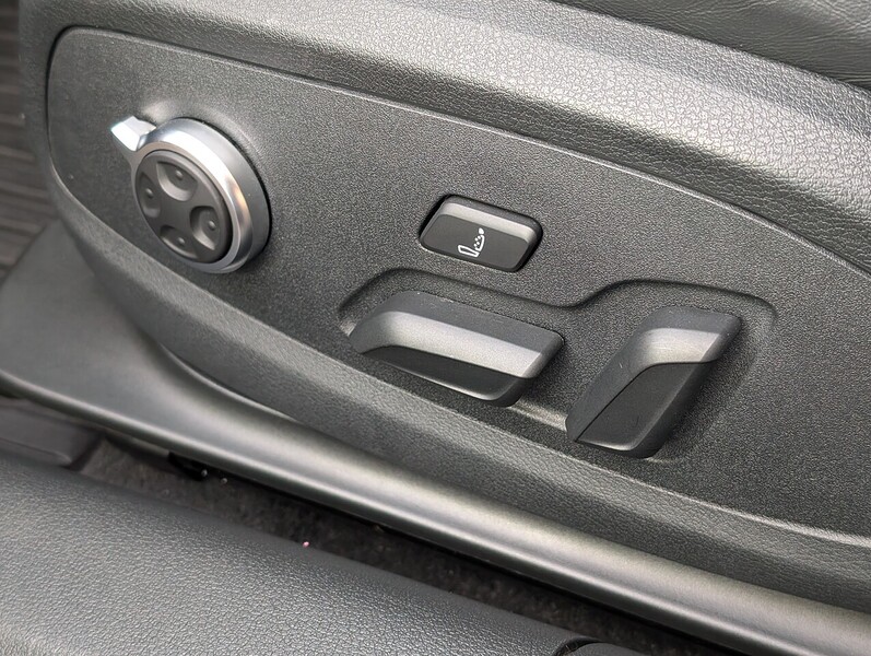 Used Audi S4 Avant 2017 for sale - 76934945: Photo 17