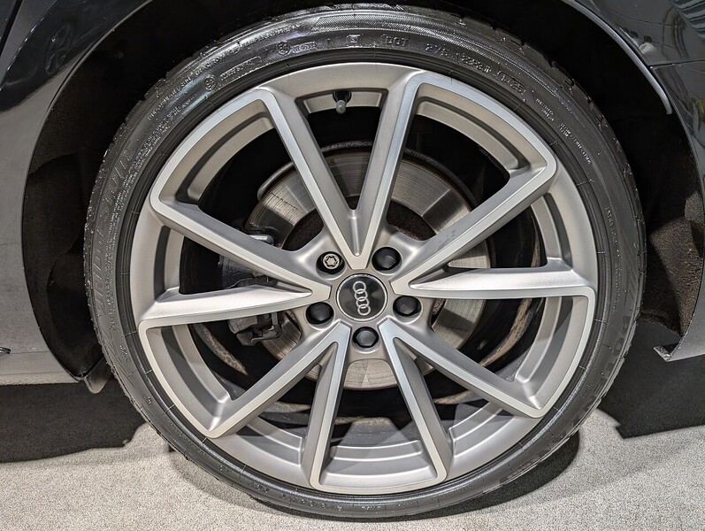 Used Audi S4 Avant 2017 for sale - 76934945: Photo 32