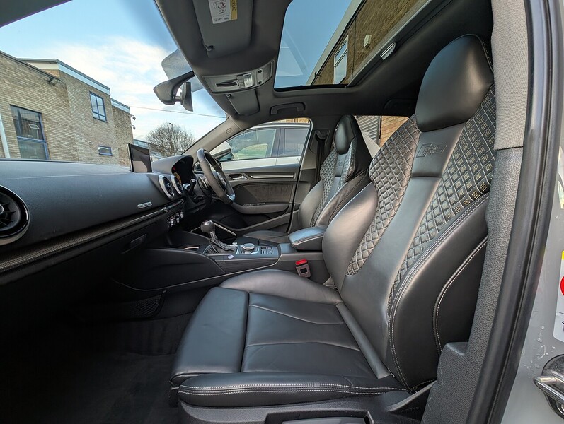 Used Audi RS3 2017 for sale - 77270609: Photo 3