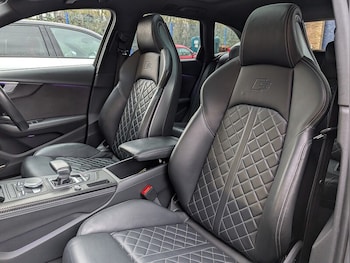 Used Audi S4 Avant 2018 for sale - 77477855: Photo