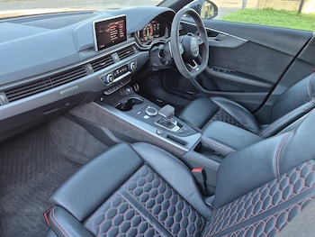 Used Audi RS4 2018 for sale - 77049126: Photo