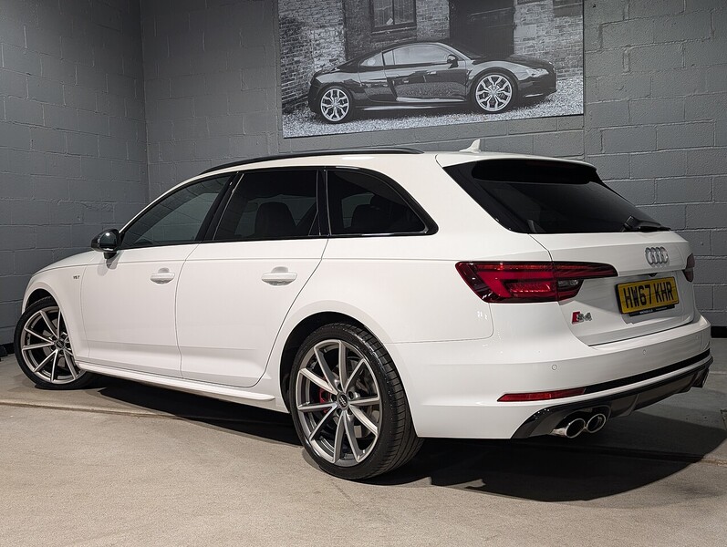 Used Audi A4 2018 for sale - 77774271: Photo 2