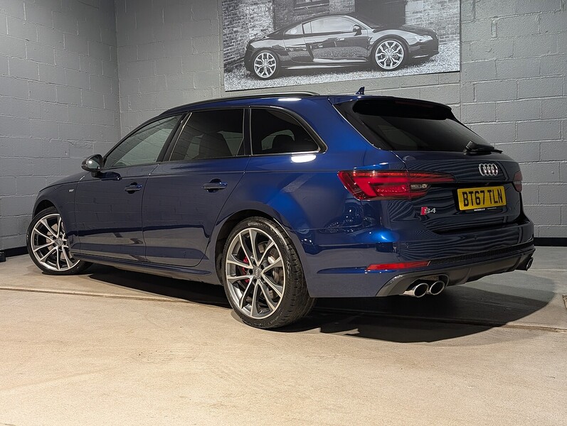 Used Audi A4 2017 for sale - 77547879: Photo 2