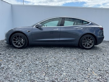 Used Tesla Model 3 2020 for sale - 75308110: Photo