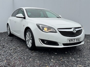Vauxhall - Insignia