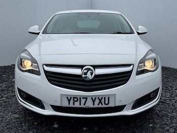 Used Vauxhall Insignia 2017 for sale - 76157490: Photo 2