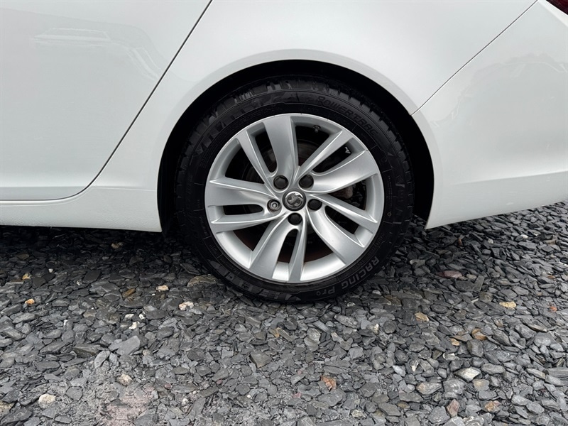 Used Vauxhall Insignia 2017 for sale - 76157490: Photo 6