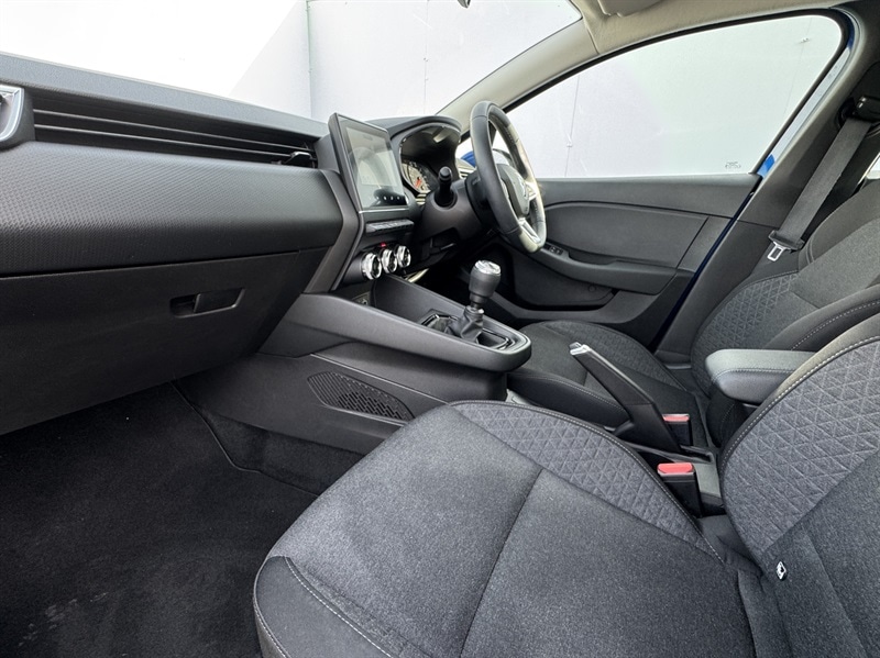 Used Renault Clio 2021 for sale - 76009718: Photo 11