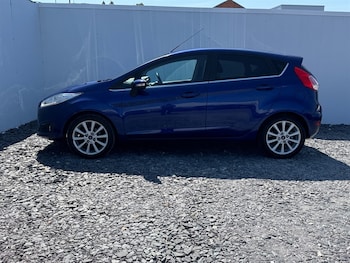 Used Ford Fiesta 2015 for sale - 79488592: Photo