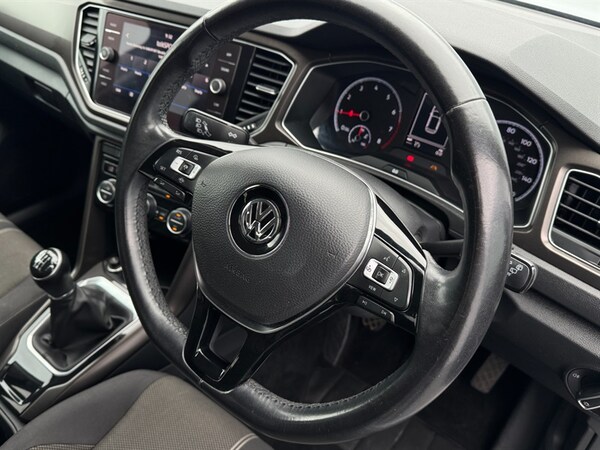 Used Volkswagen T-Roc 2018 for sale - 76006367: Photo 12