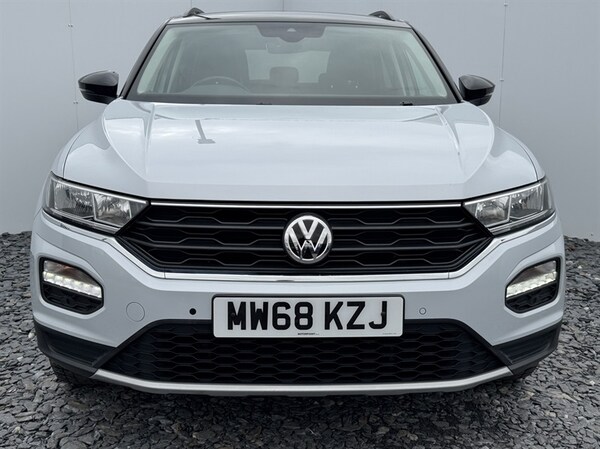 Used Volkswagen T-Roc 2018 for sale - 76006367: Photo 2