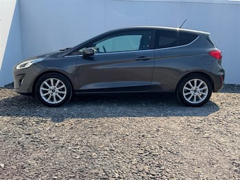 Used Ford Fiesta 2018 for sale - 79518936: Photo