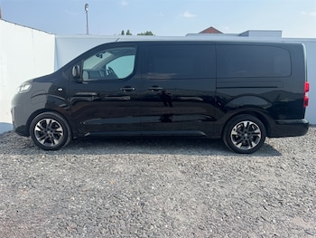 Used Vauxhall Vivaro Life 2023 for sale - 79240780: Photo