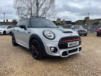 MINI Hatch feature image