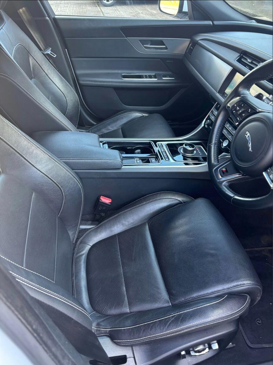 Used Jaguar XF 2016 for sale - 77737490: Photo 5