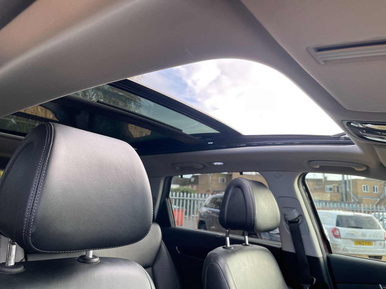 Used Kia Sorento 2017 for sale - 76348866: Photo 12