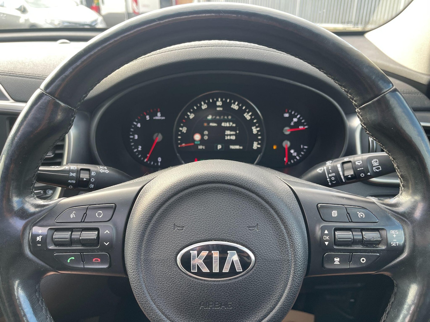 Used Kia Sorento 2017 for sale - 76348866: Photo 13