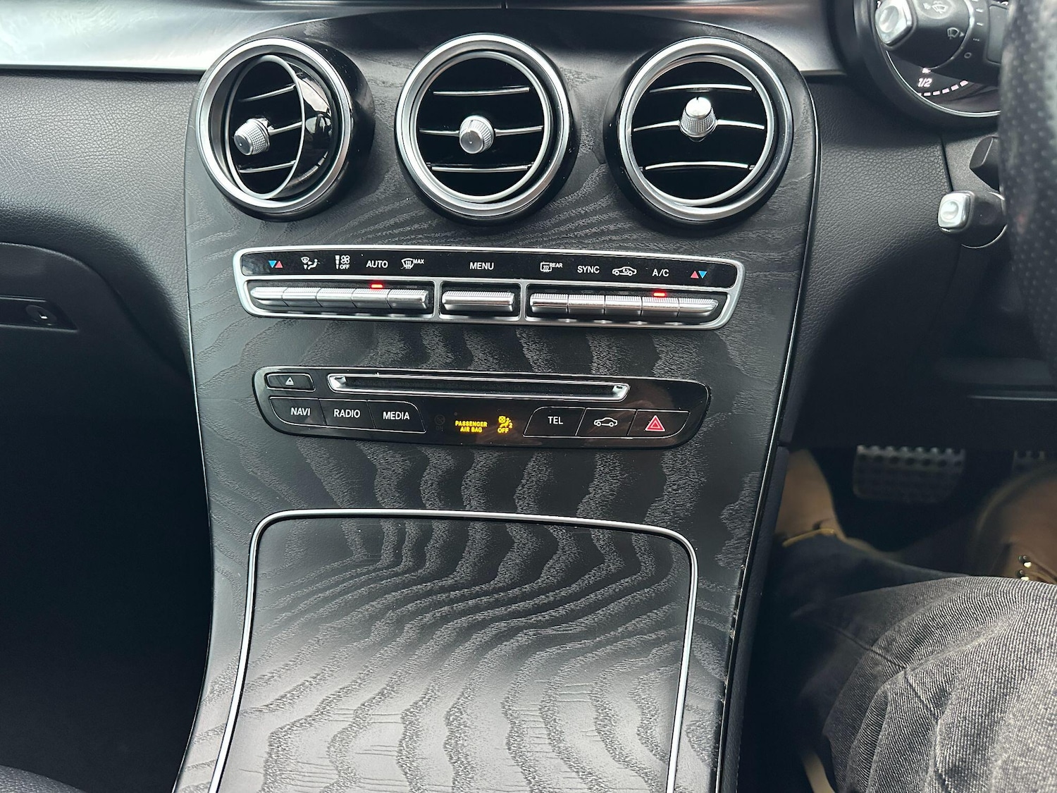 Used Mercedes-Benz GLC 2017 for sale - 77279575: Photo 20